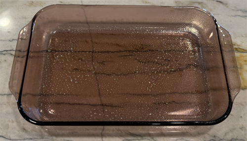 Lightly coat a 9x13 baking dish with olive oil and set aside.