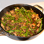 Ginger Chicken Stir Fry with Asparagus and Mushrooms