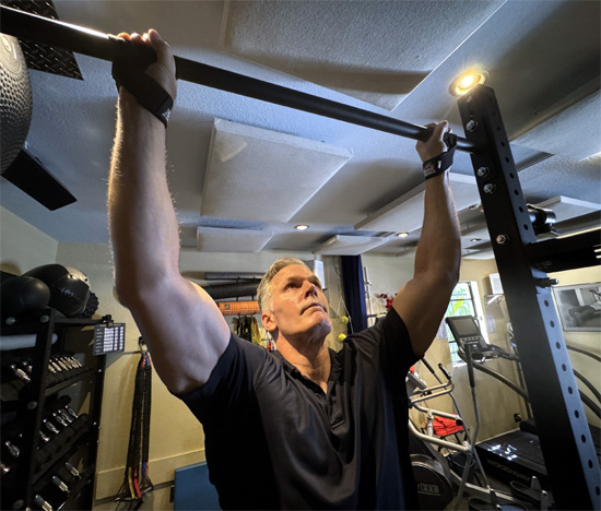 Dan Using Lifting Straps for Pull Ups